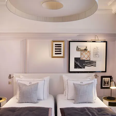 Отель Le Damantin & 5*