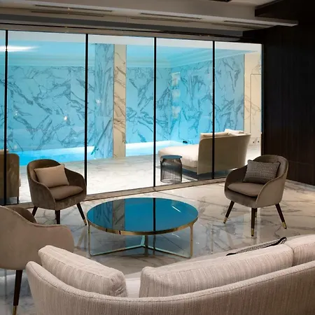 Hotel Le Damantin & 5*
