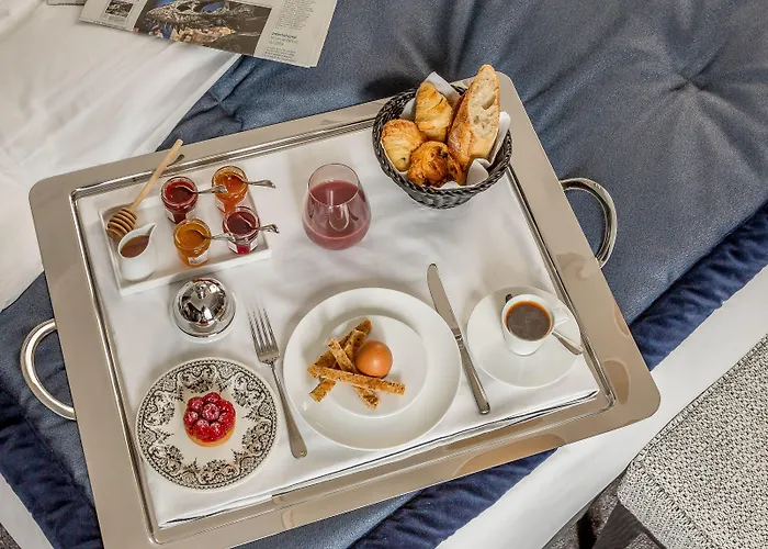 Le Damantin & מלון 5*