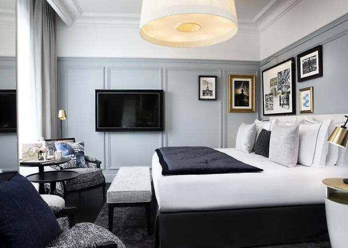 Le Damantin & מלון פריז