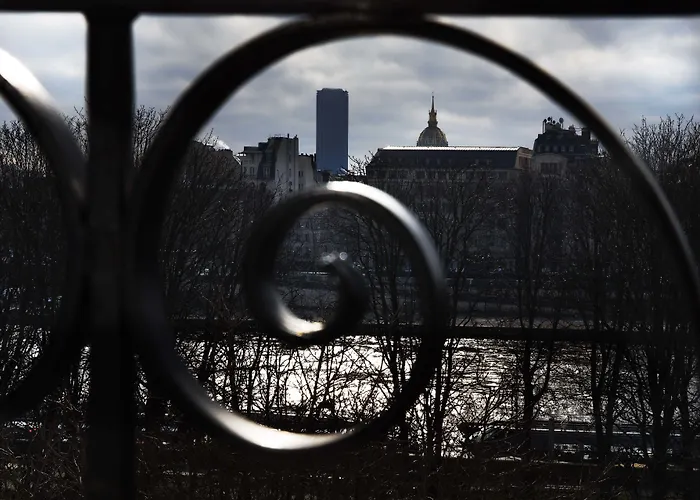 Le Damantin & מלון 5*