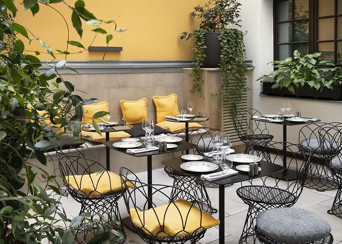 Le Damantin & 5* פריז