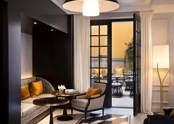 Le Damantin & מלון