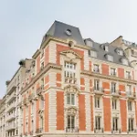 فندق Le Damantin & باريس
